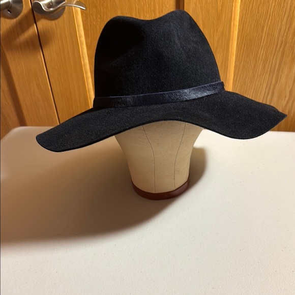 rag & bone Accessories - Rag & Bone Midnight Black Wide-Brim Hat